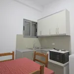 Hotel Argjiro