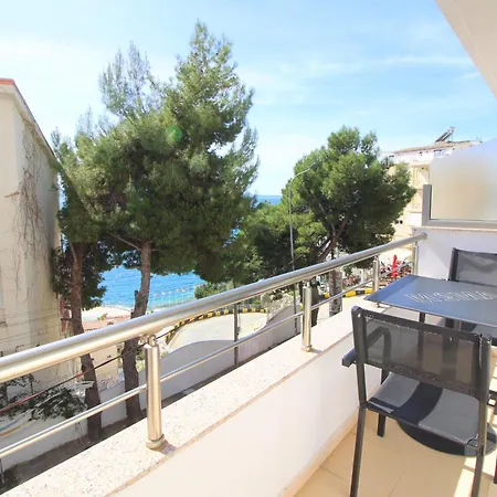 Hotel Argjiro