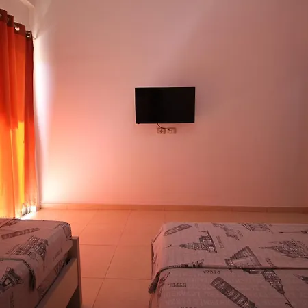 Hotel Argjiro