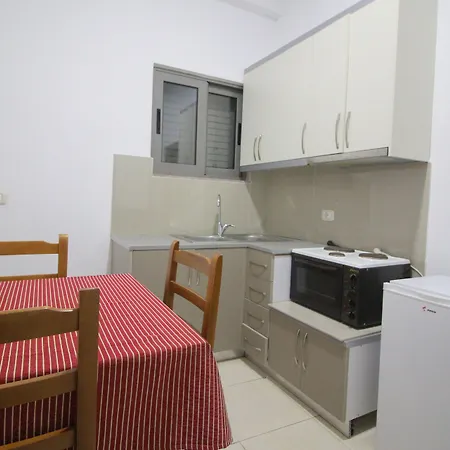 Otel Argjiro Saranda