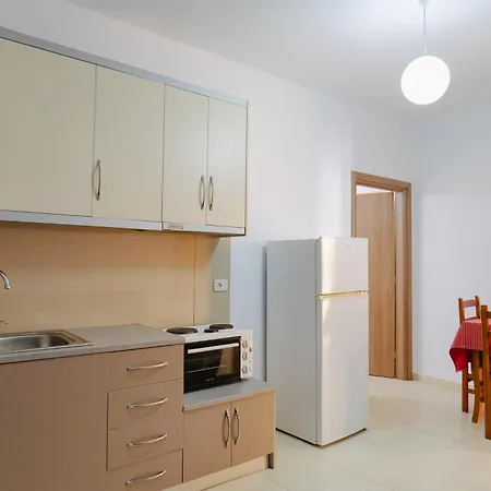 Argjiro Otel 3*