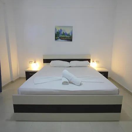 Argjiro Hotel 3*