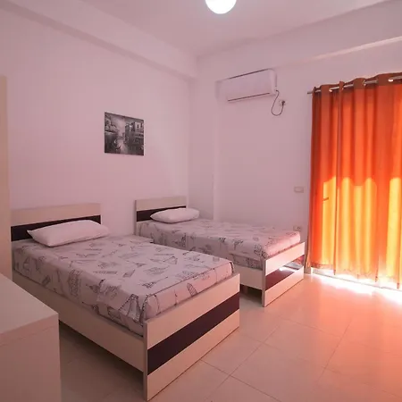 Hotel Argjiro